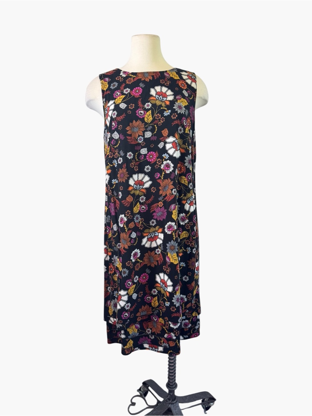 J. Jill sleeveless Floral Shift Dress in Black